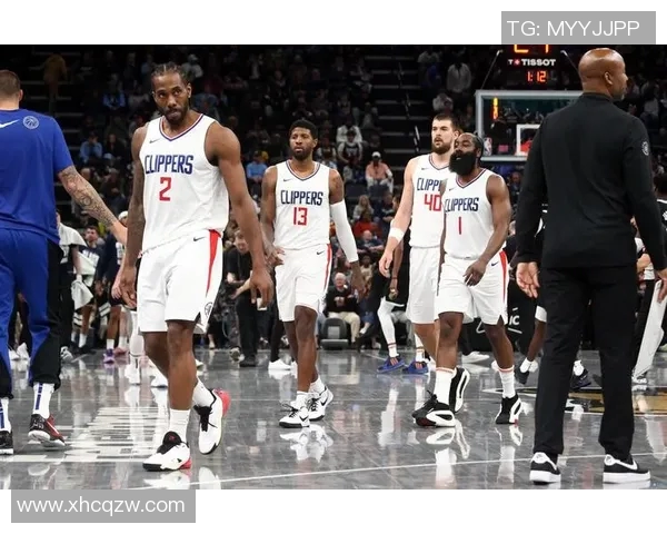 快船与鹈鹕精彩对决比赛视频回顾及精彩瞬间分析